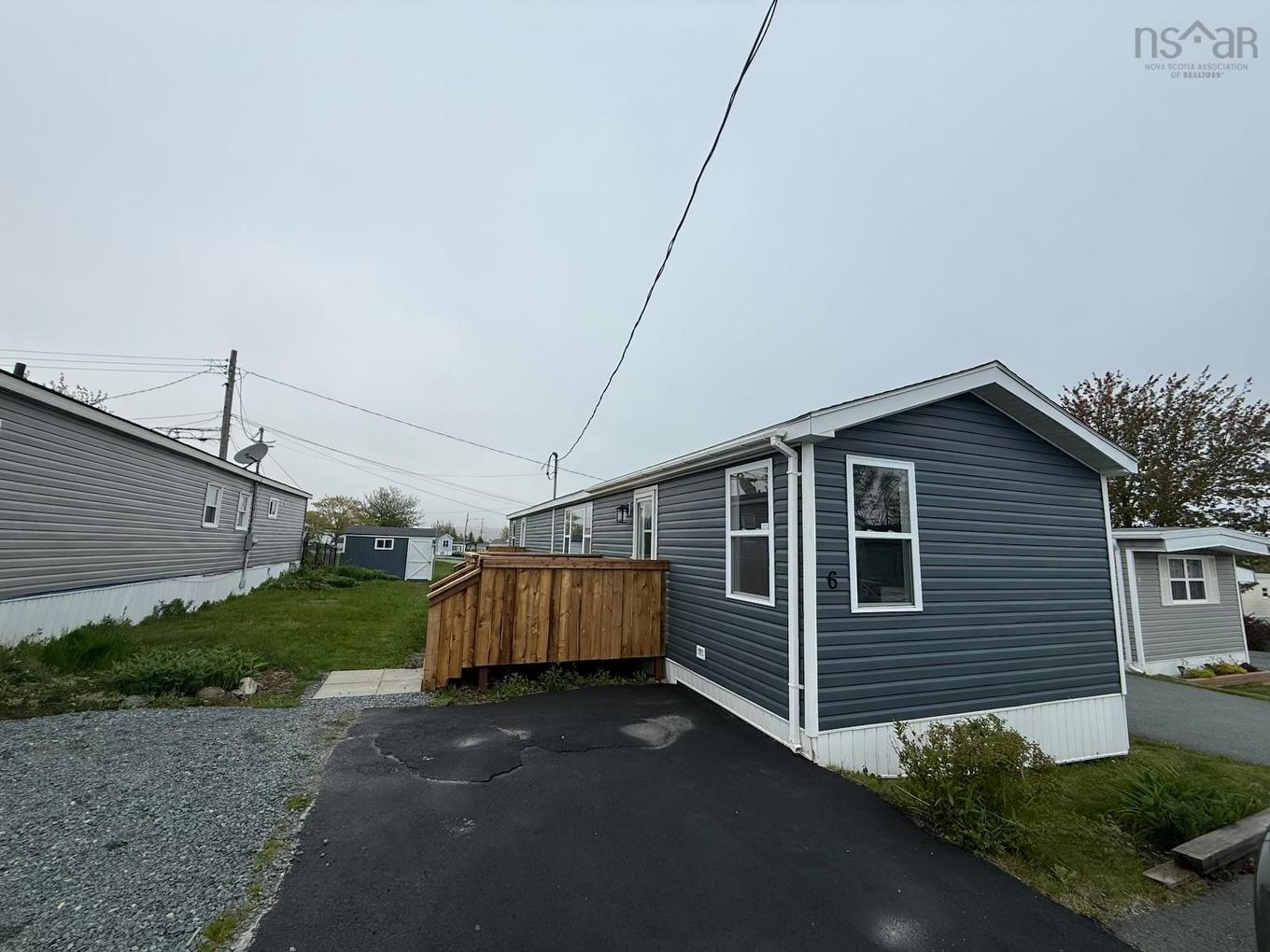 6 Earleton Avenue, Dartmouth, NS