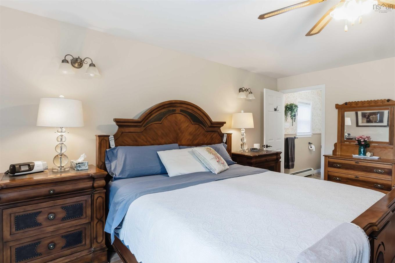 10 Connaught Ave Avenue, Middleton, NS