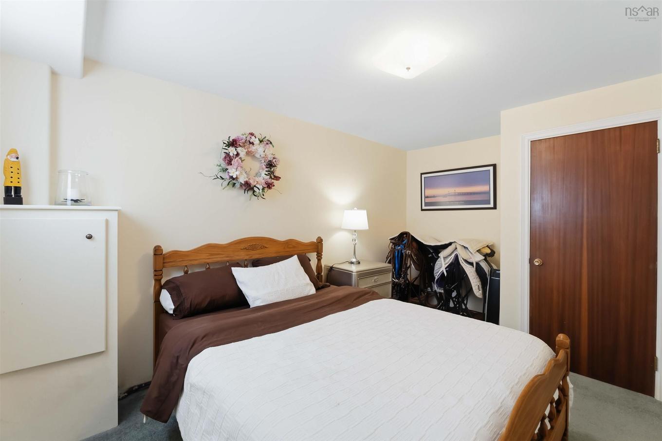 10 Connaught Ave Avenue, Middleton, NS