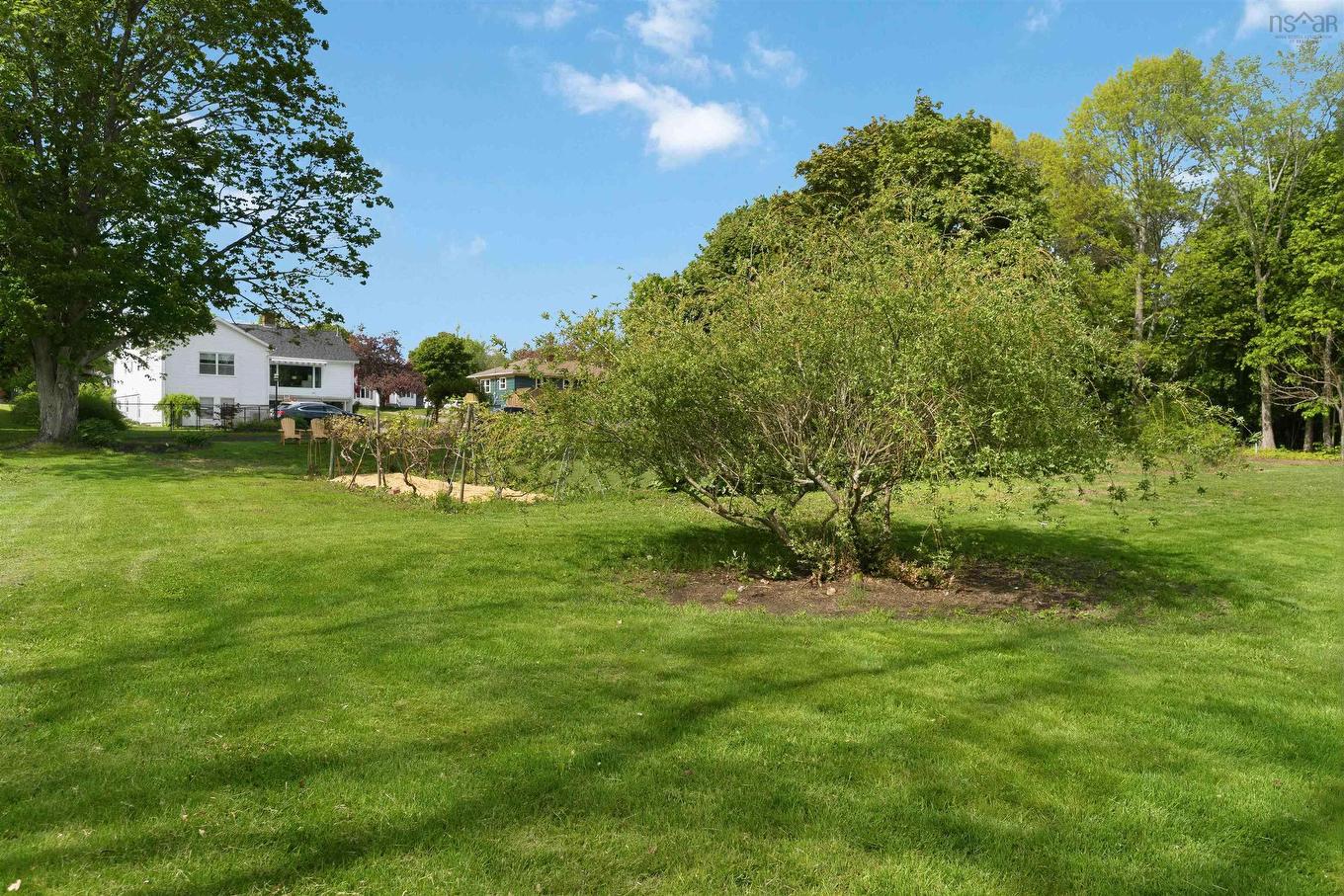 10 Connaught Ave Avenue, Middleton, NS