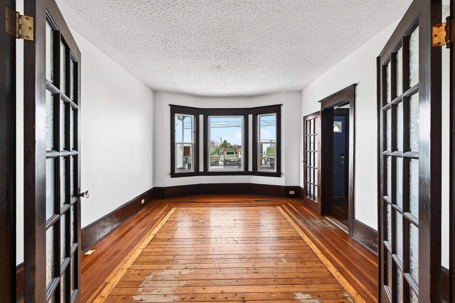 6308 Bayers Road, Halifax, NS