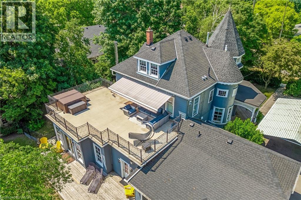 957 Beach Boulevard, Hamilton, ON - Outdoor
