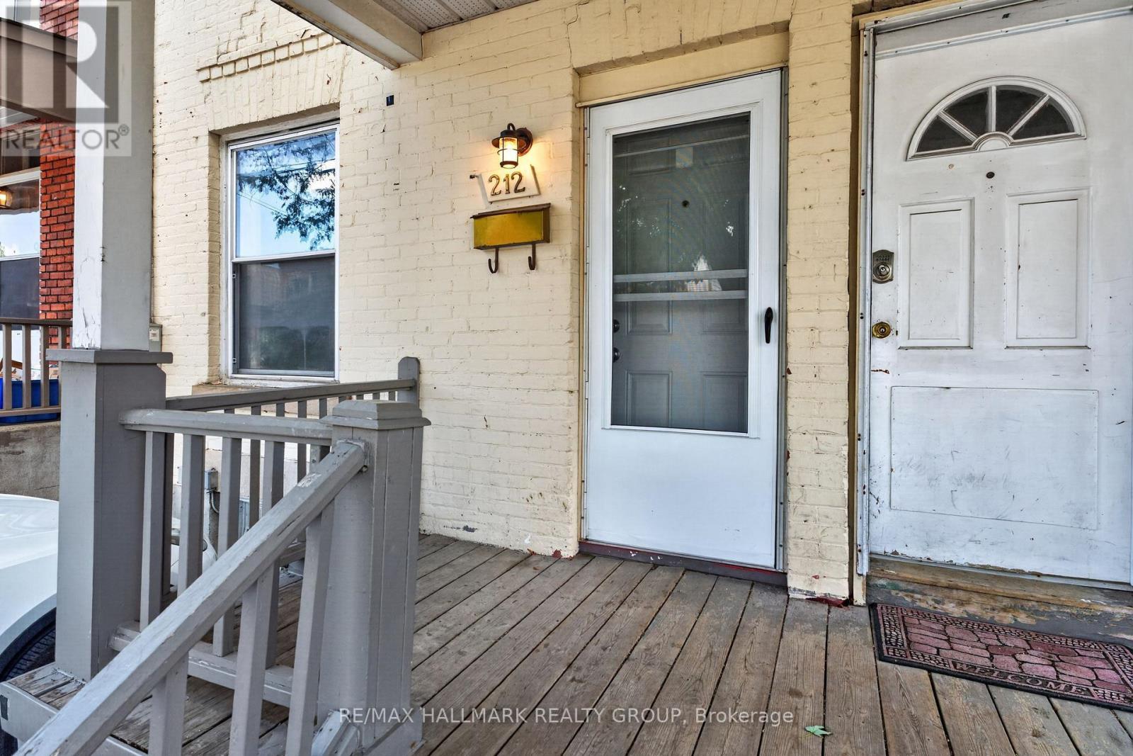 212 Arlington Avenue, Ottawa, ON