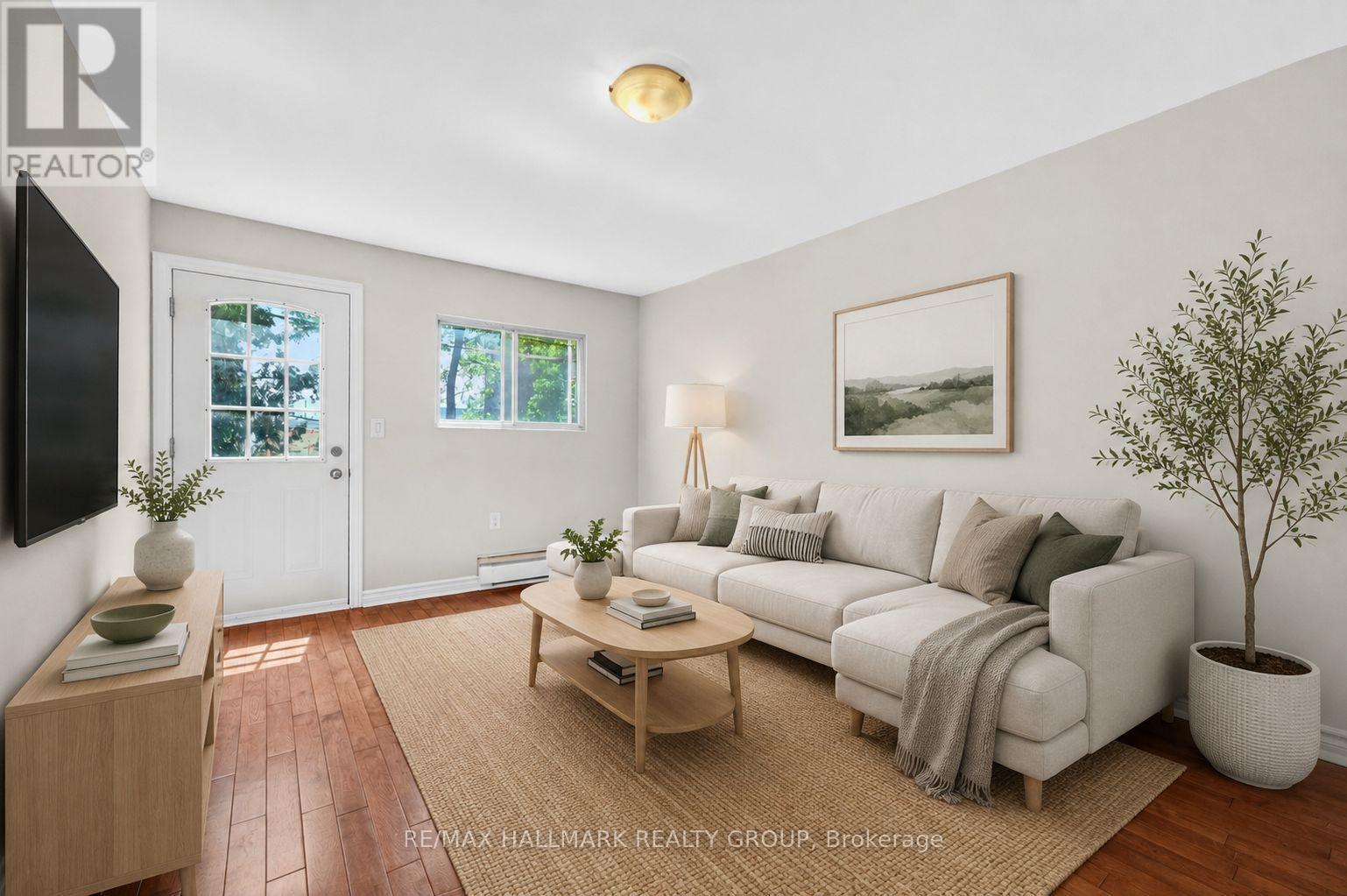 212 Arlington Avenue, Ottawa, ON
