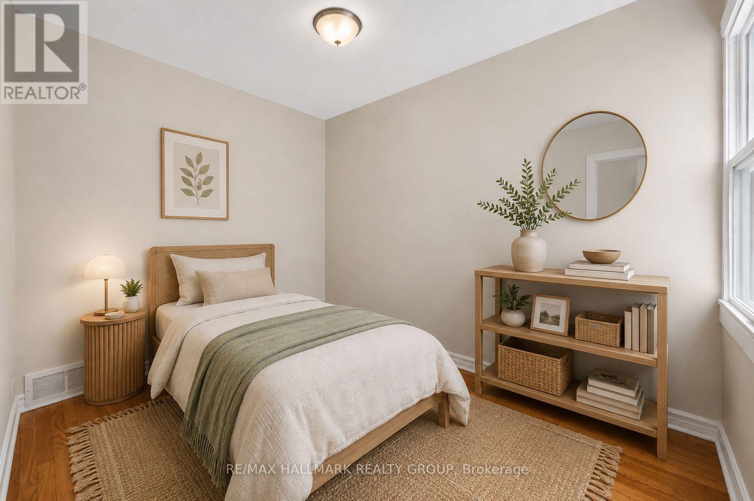 212 Arlington Avenue, Ottawa, ON