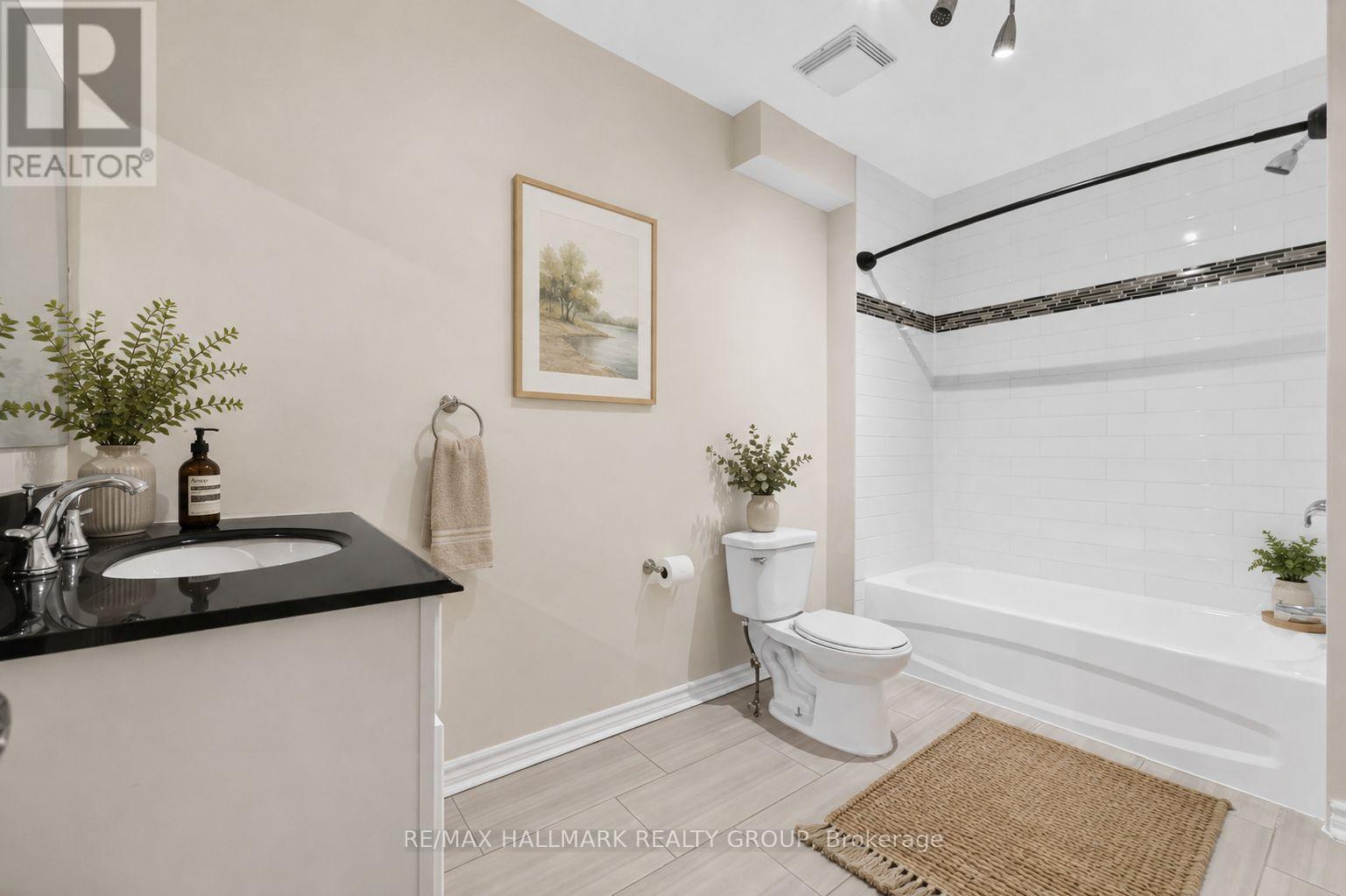 212 Arlington Avenue, Ottawa, ON