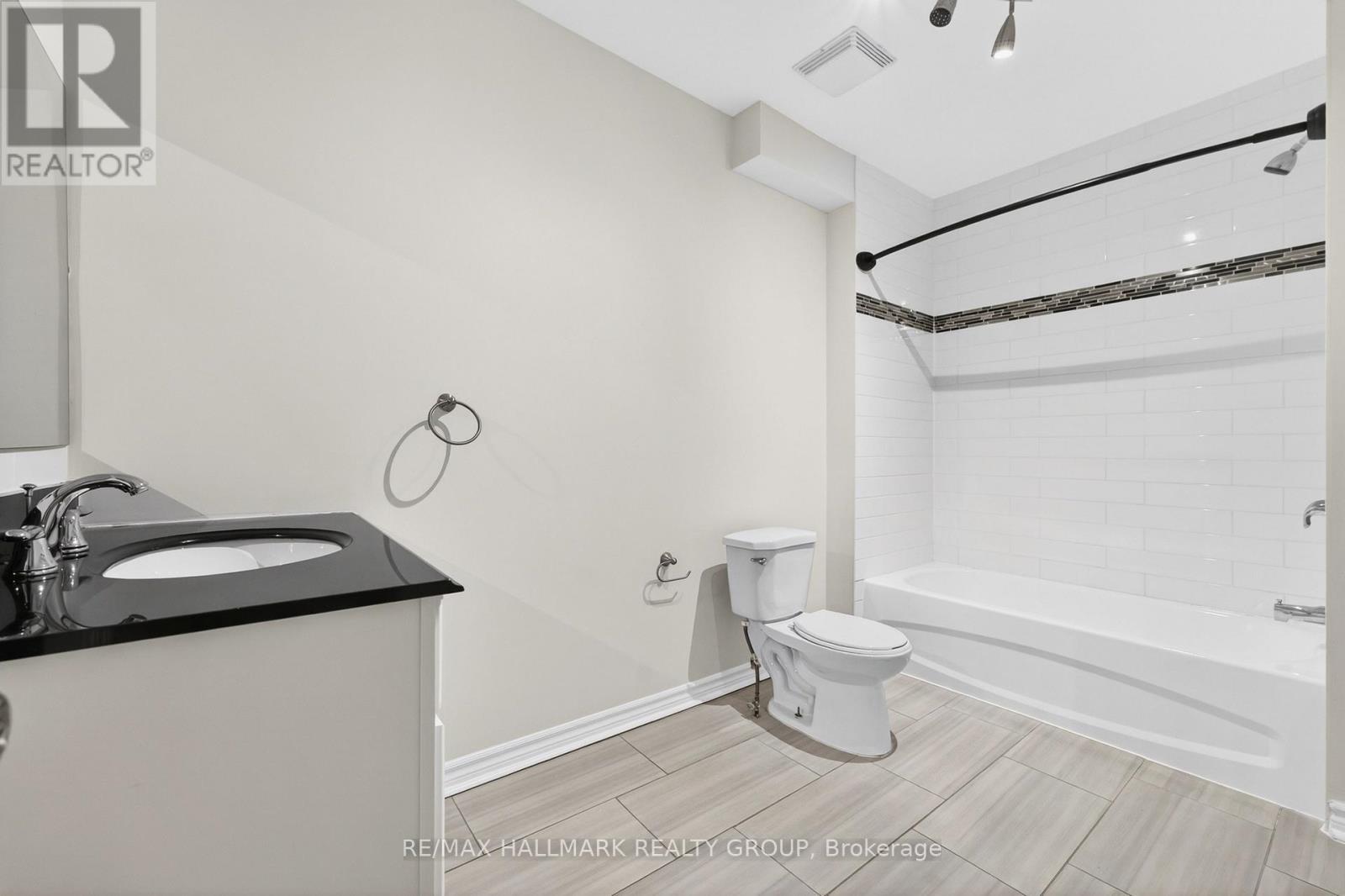 212 Arlington Avenue, Ottawa, ON