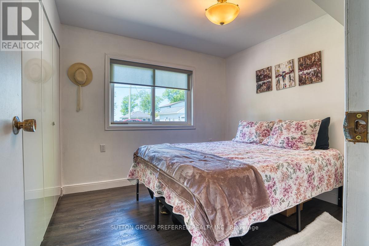 20 Bluewater Drive, Central Huron (Goderich), ON - Indoor Photo Showing Bedroom