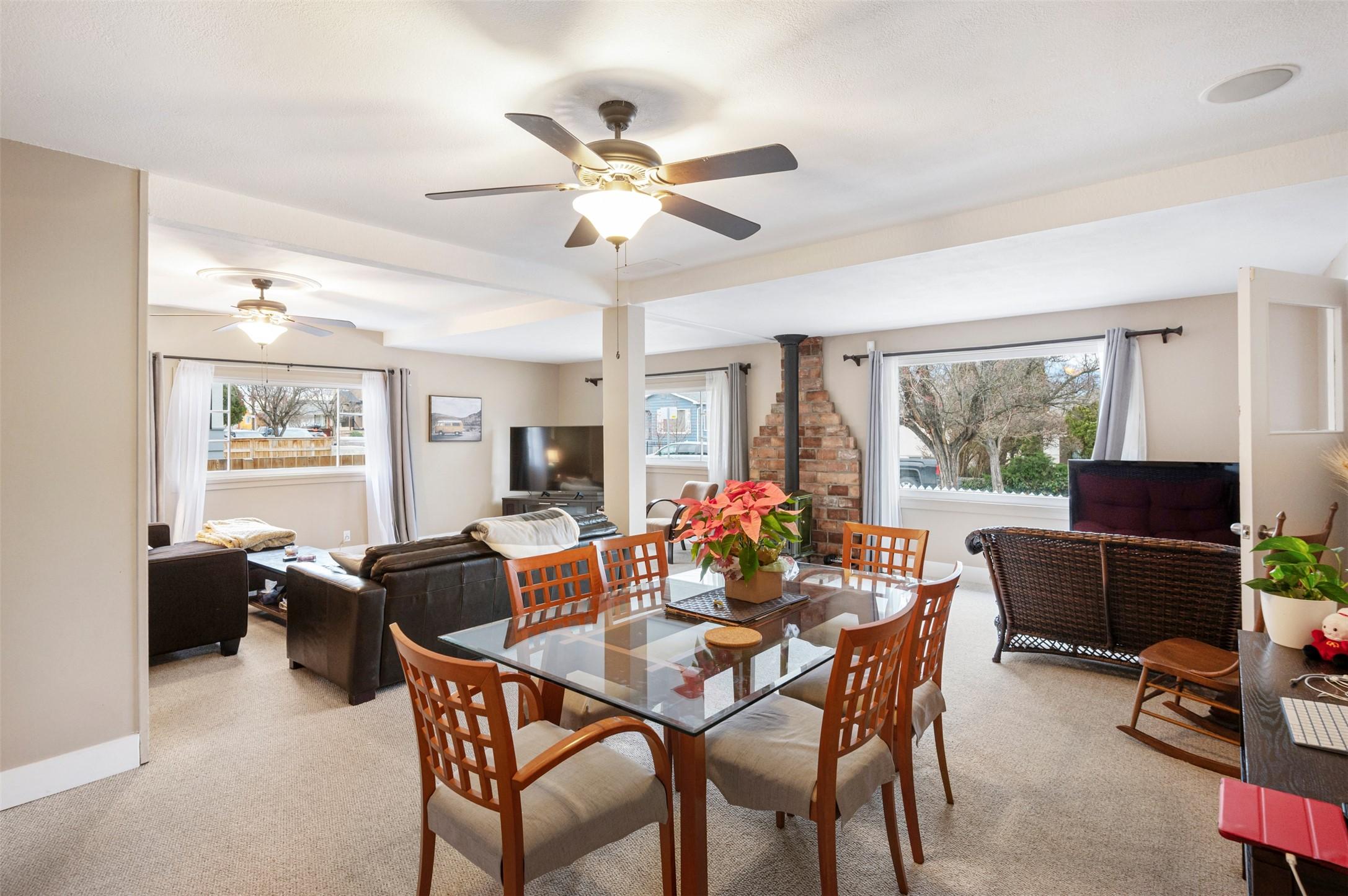 600 Braid Street, Penticton, BC - Indoor Photo Showing Dining Room