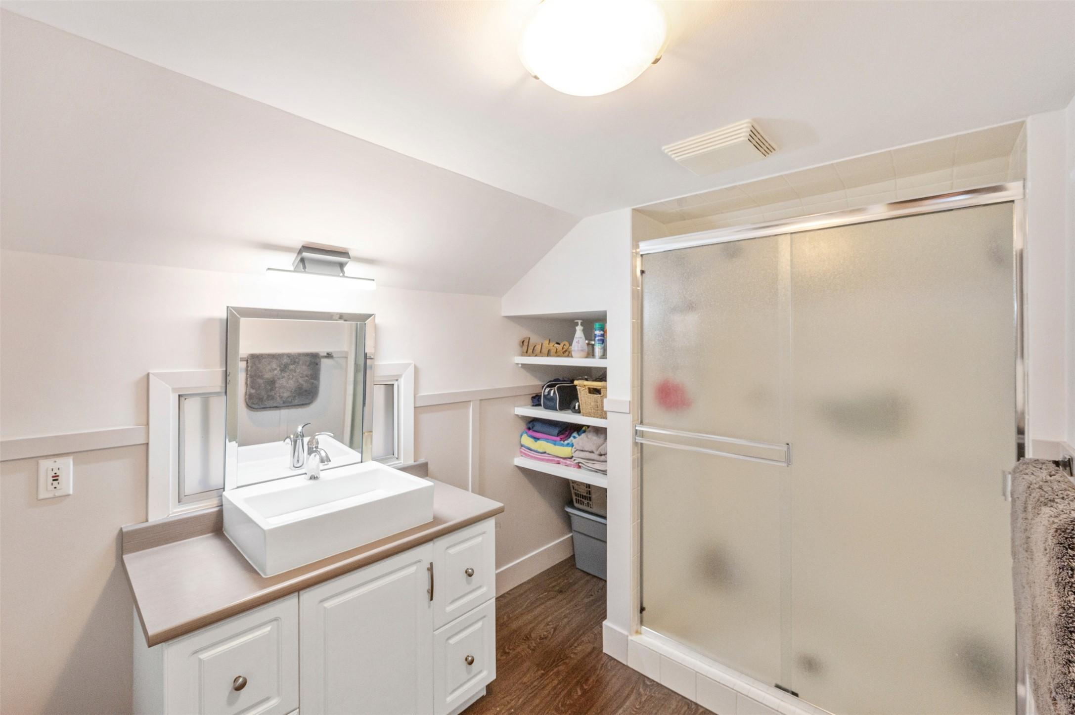 600 Braid Street, Penticton, BC - Indoor