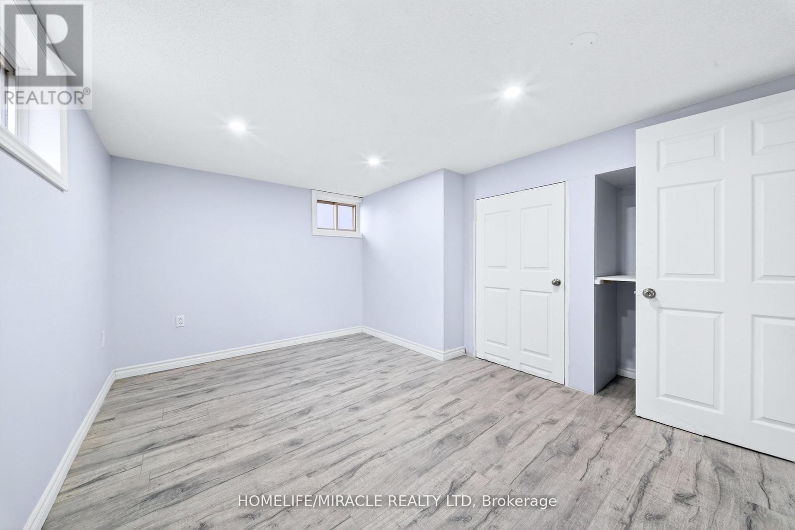 100 West 3Rd Street, Hamilton, ON - Indoor