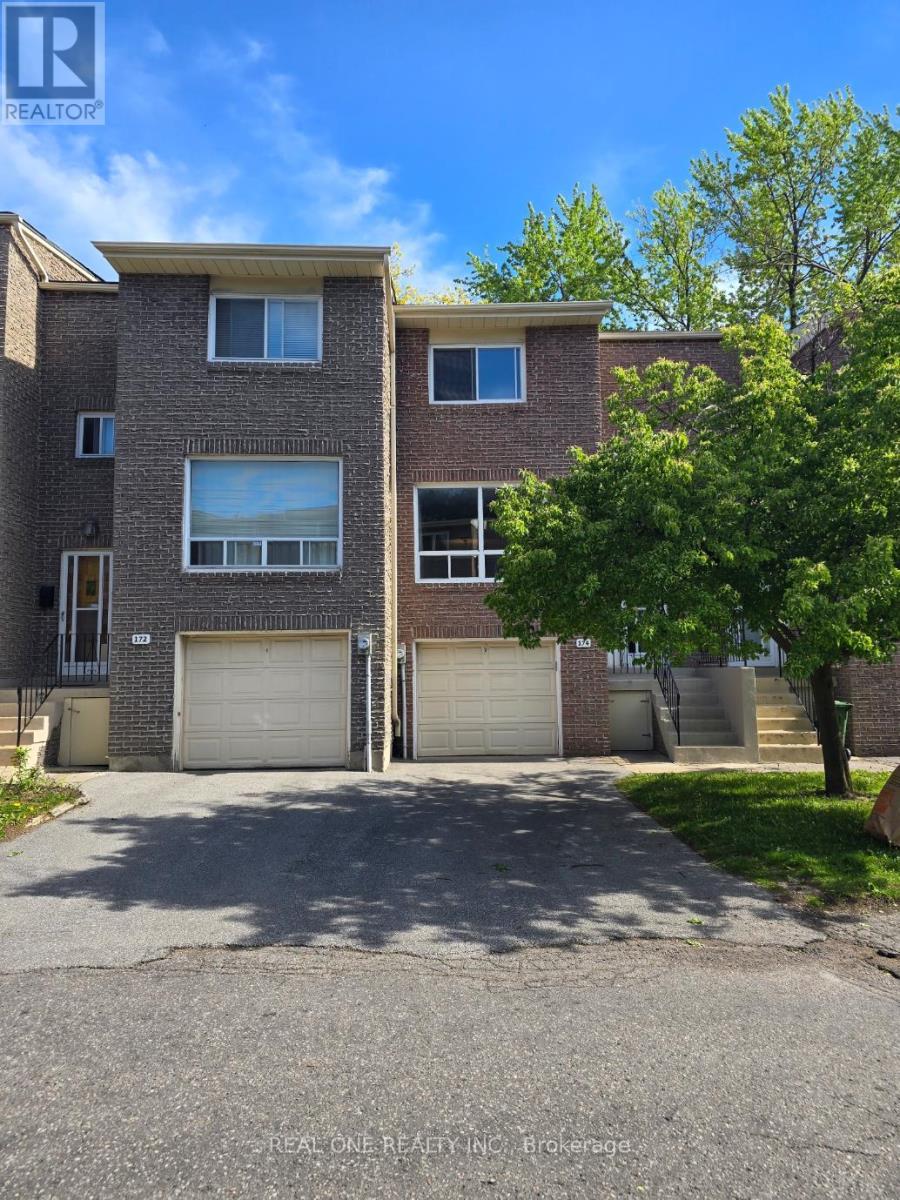 174 Rusty Crestway, Toronto, ON - Outdoor