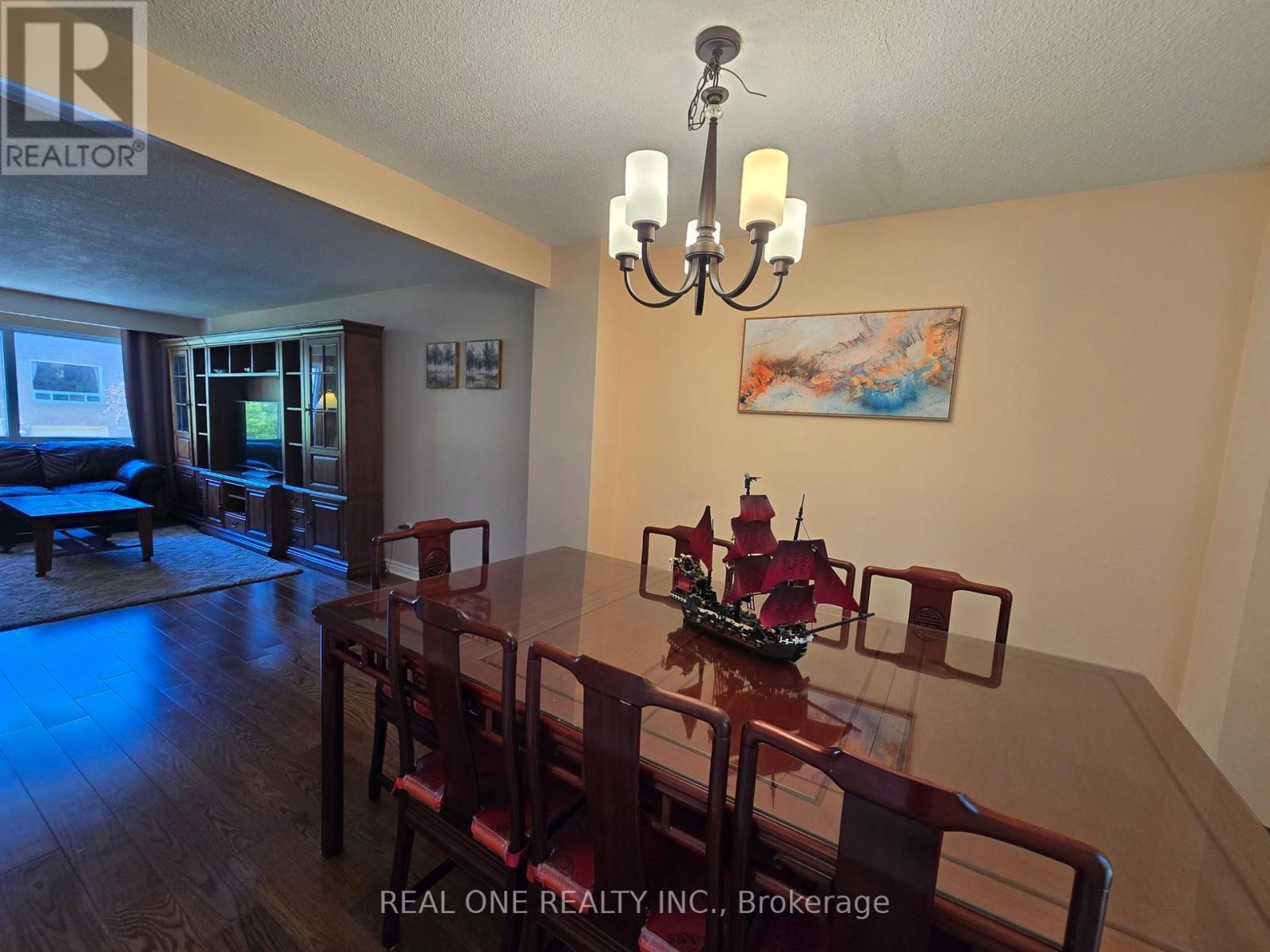 174 Rusty Crestway, Toronto, ON - Indoor Photo Showing Dining Room