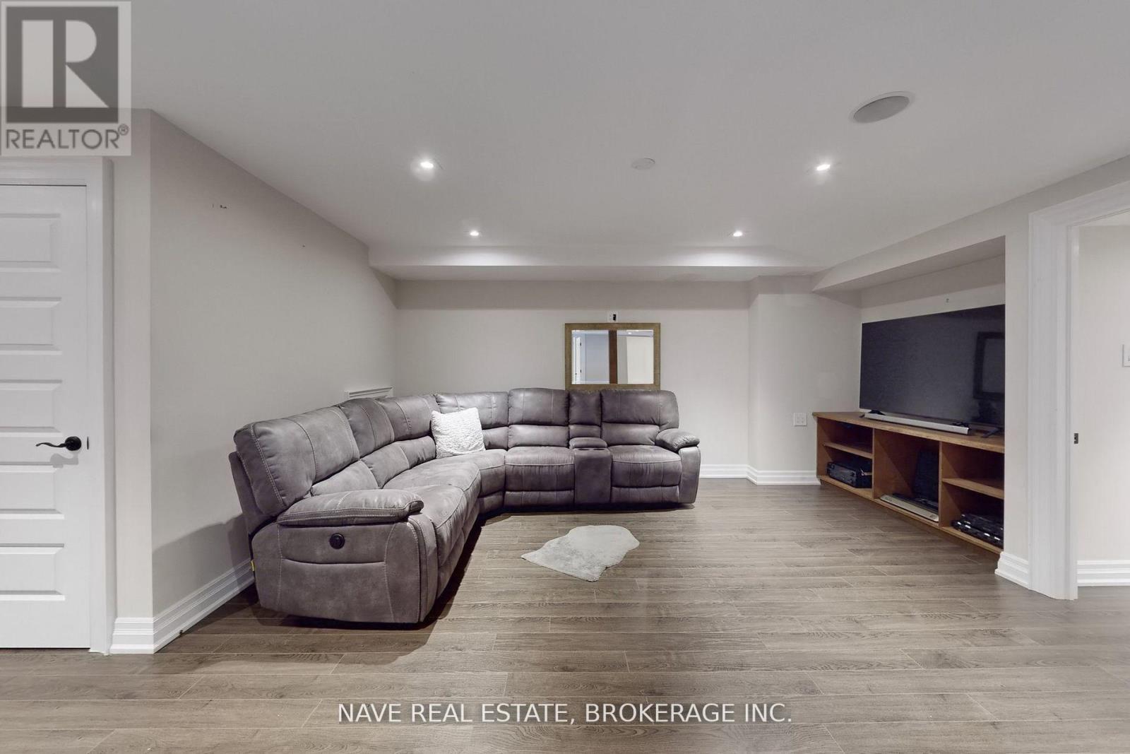 63 Elderberry Trail, Aurora, ON - Indoor
