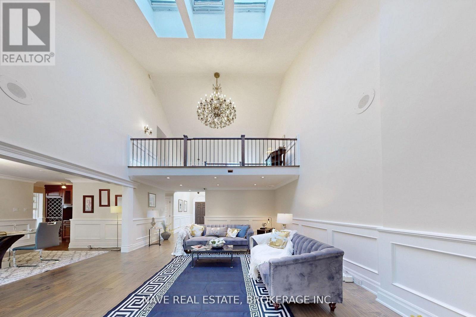 63 Elderberry Trail, Aurora, ON - Photo Showing Other Room