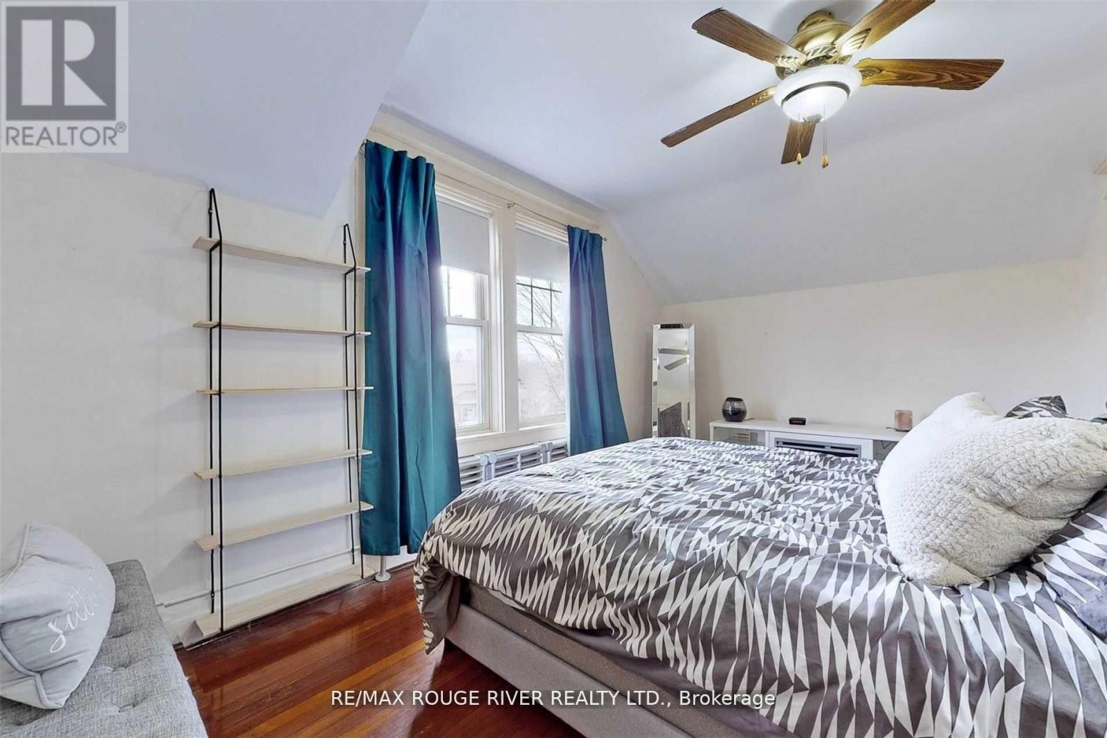 36 John Street, Cambridge, ON - Indoor Photo Showing Bedroom