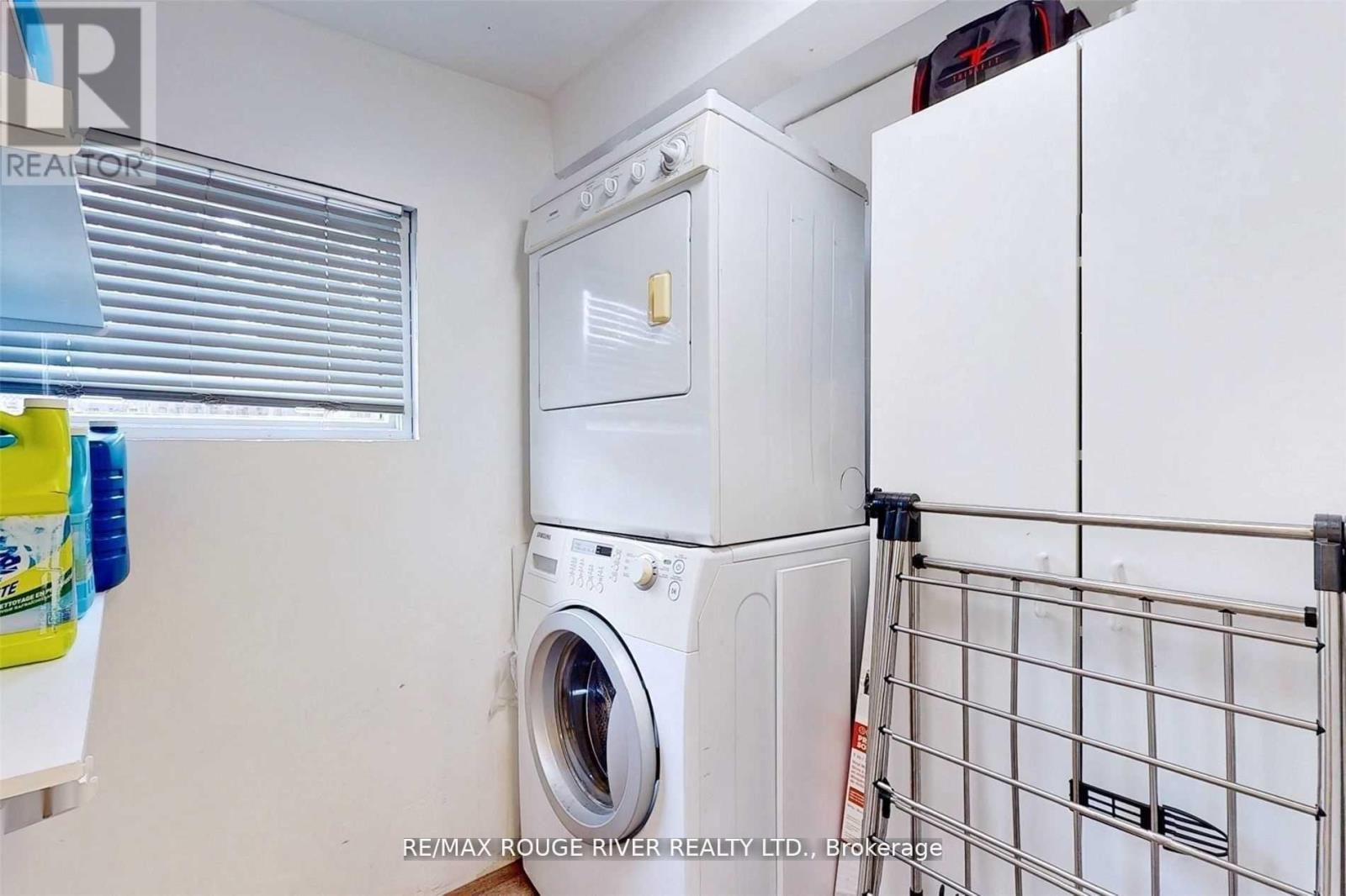 36 John Street, Cambridge, ON - Indoor Photo Showing Laundry Room