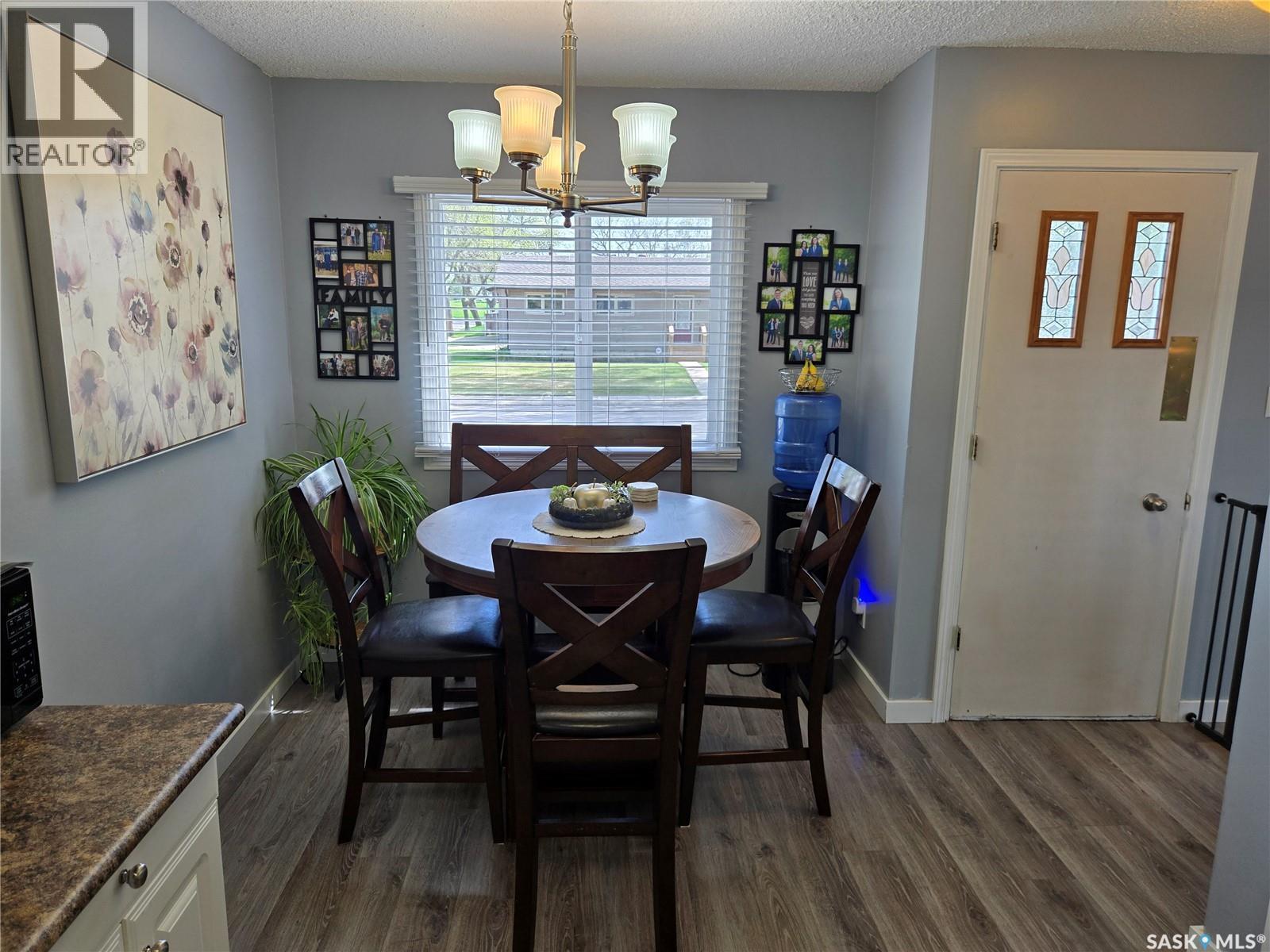996 Bradshaw Place, Prince Albert, SK - Indoor Photo Showing Dining Room