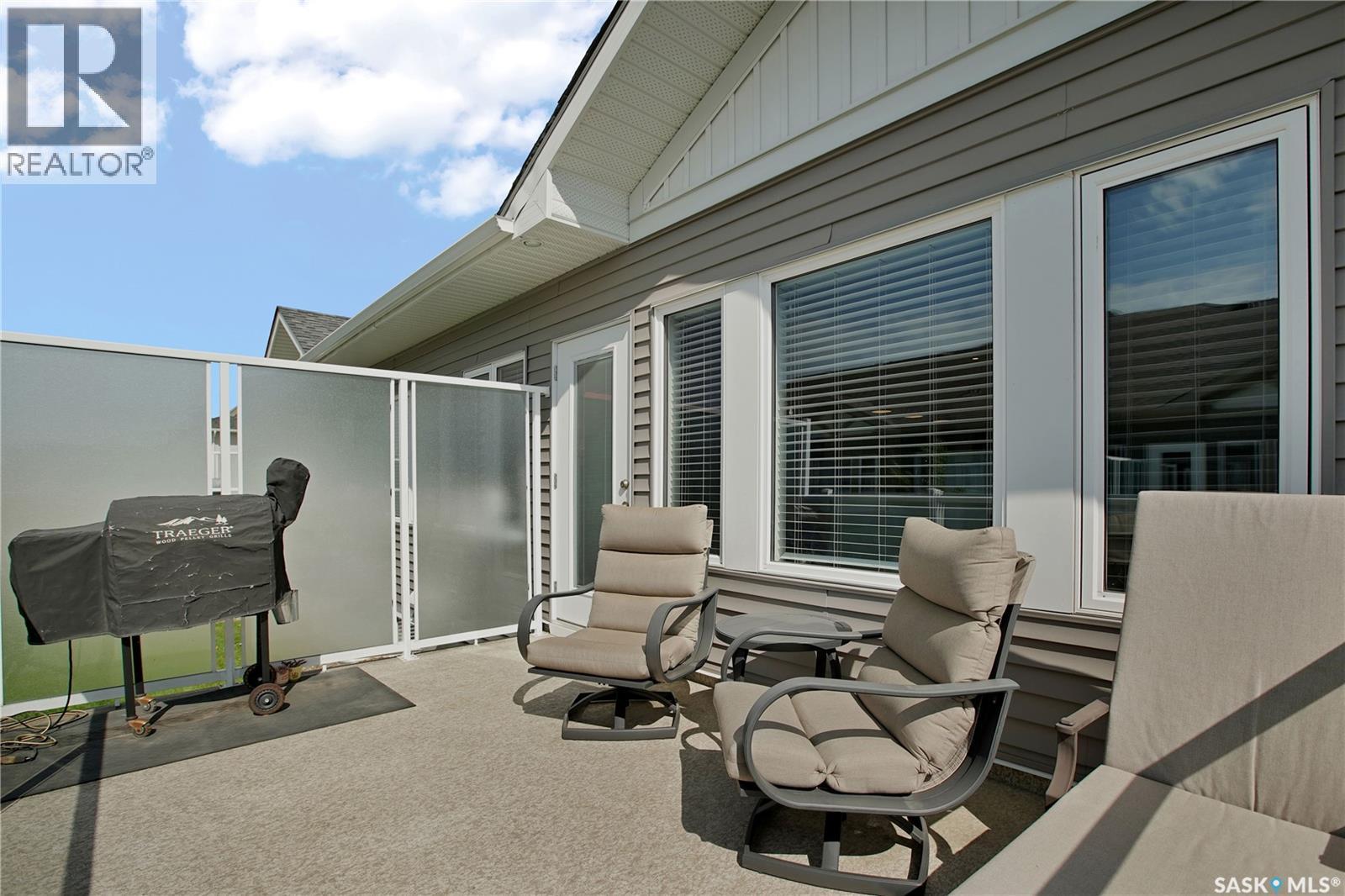 2 437 Palmer Crescent, Warman, SK - Outdoor With Exterior