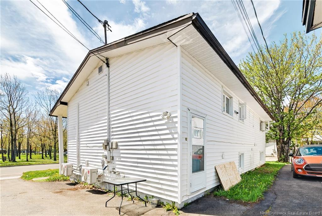 173-175 Lorne St, Moncton, NB