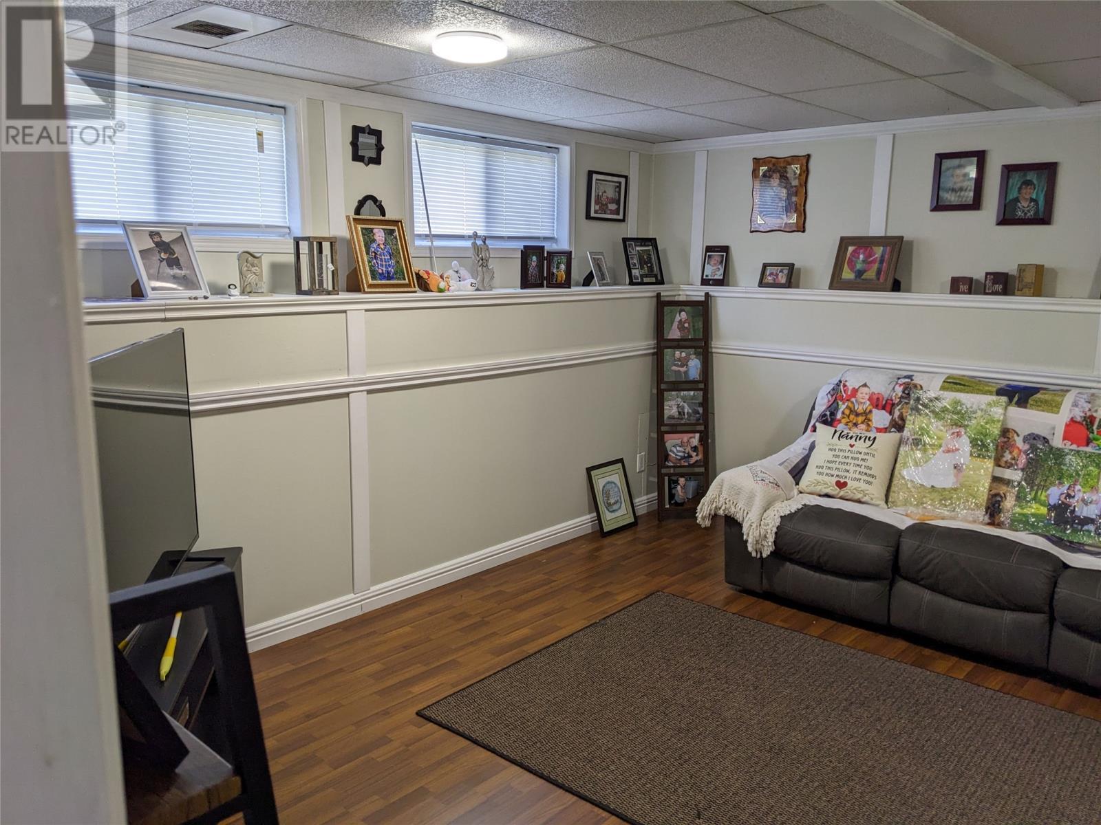 12 Forest Road, Mings Bight, NL - Indoor