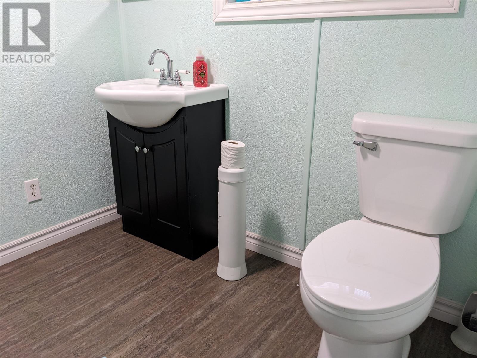 12 Forest Road, Mings Bight, NL - Indoor Photo Showing Bathroom