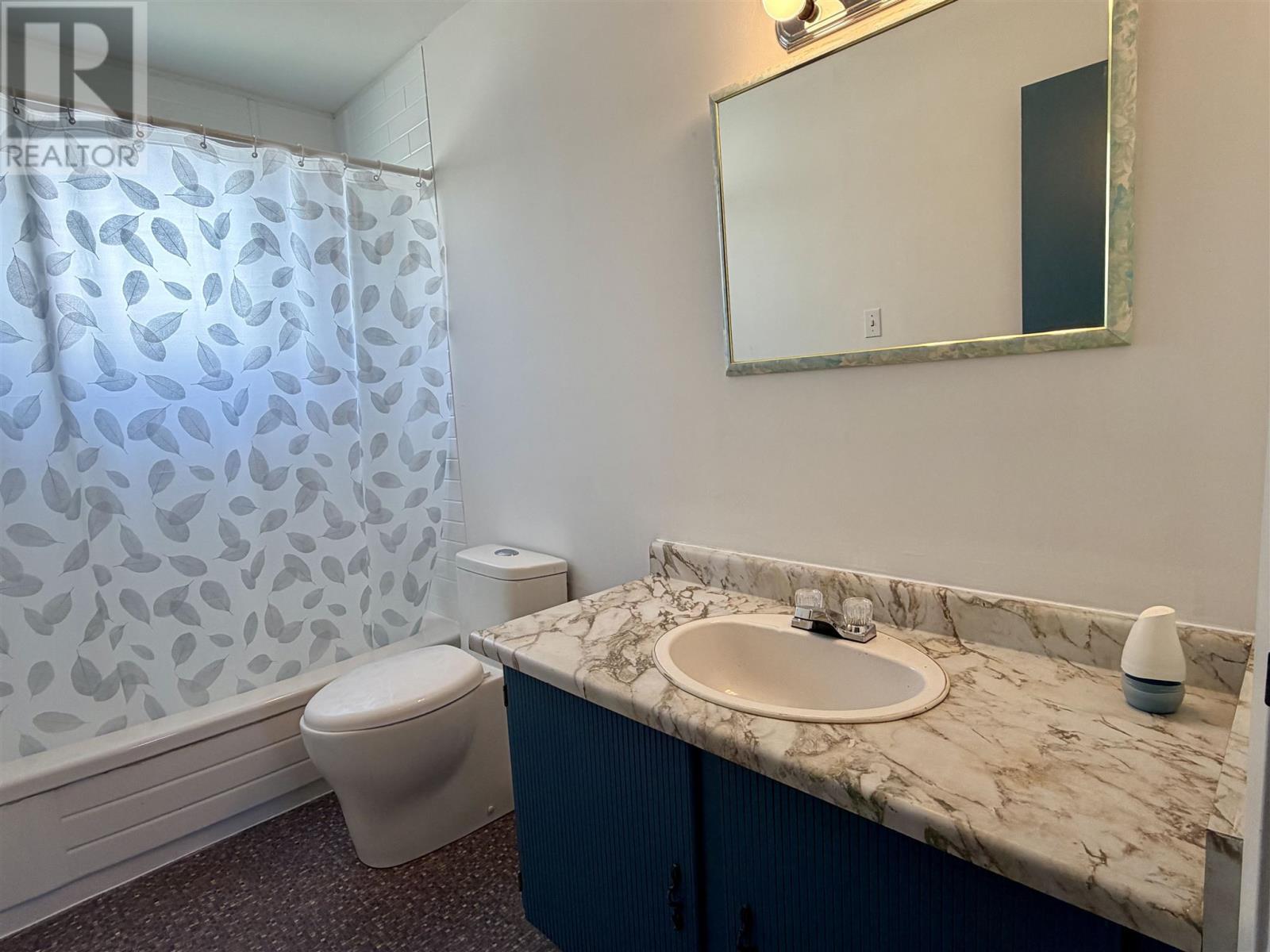 55 Pearson Dr, Elliot Lake, ON - Indoor Photo Showing Bathroom