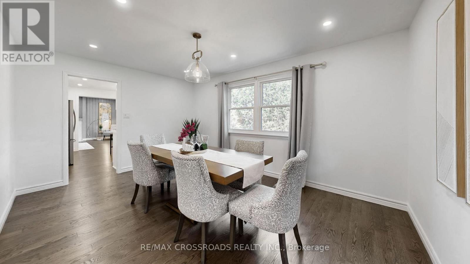 349 Banbury Road, Toronto, ON - Indoor Photo Showing Dining Room