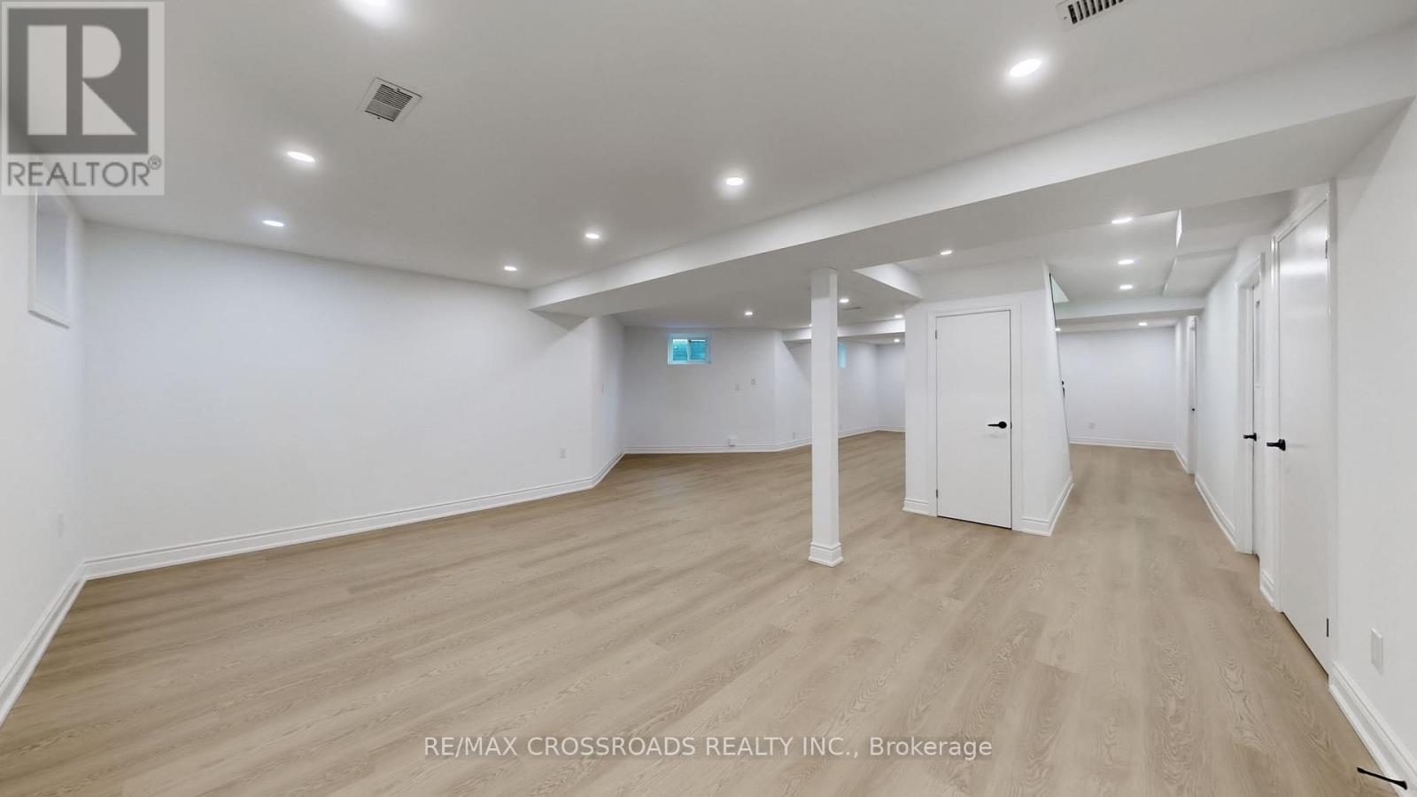 349 Banbury Road, Toronto, ON - Indoor