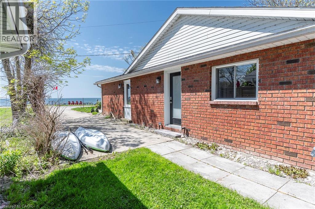 577 Edgewater Place, Dunnville, ON - Outdoor