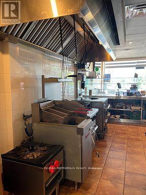 7040 Airport Road, Mississauga, ON