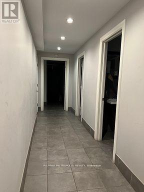 7040 Airport Road, Mississauga, ON
