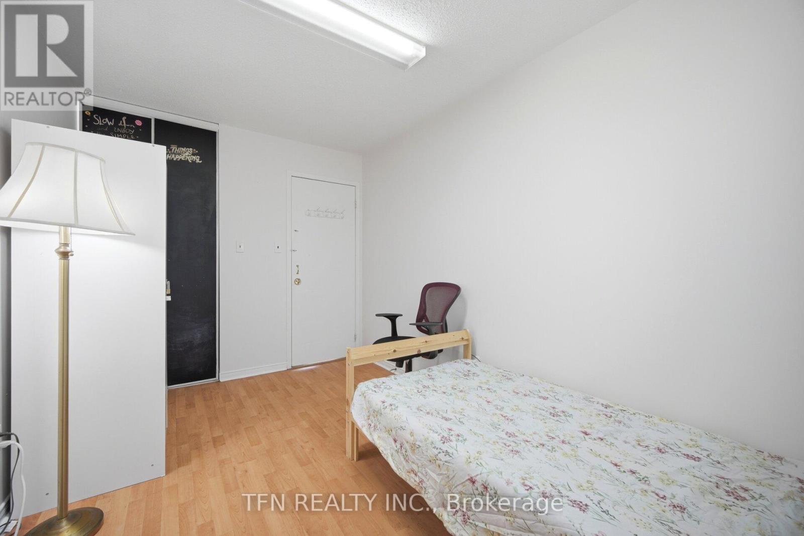 123 Brickyard Way, Brampton, ON - Indoor Photo Showing Bedroom