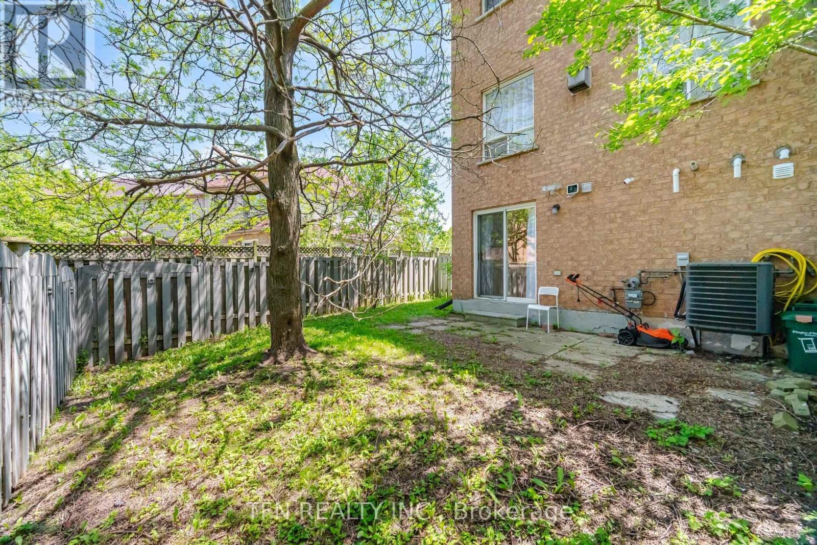 123 Brickyard Way, Brampton, ON - Outdoor