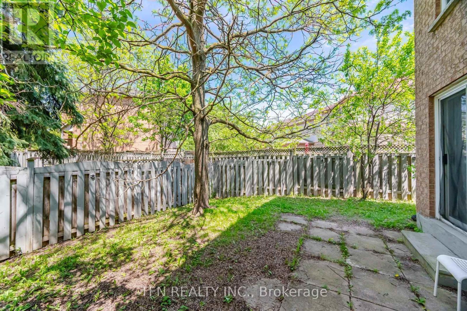 123 Brickyard Way, Brampton, ON - Outdoor