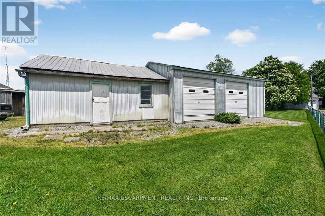 2883 South Grimsby Rd 10, Grimsby, ON - Outdoor