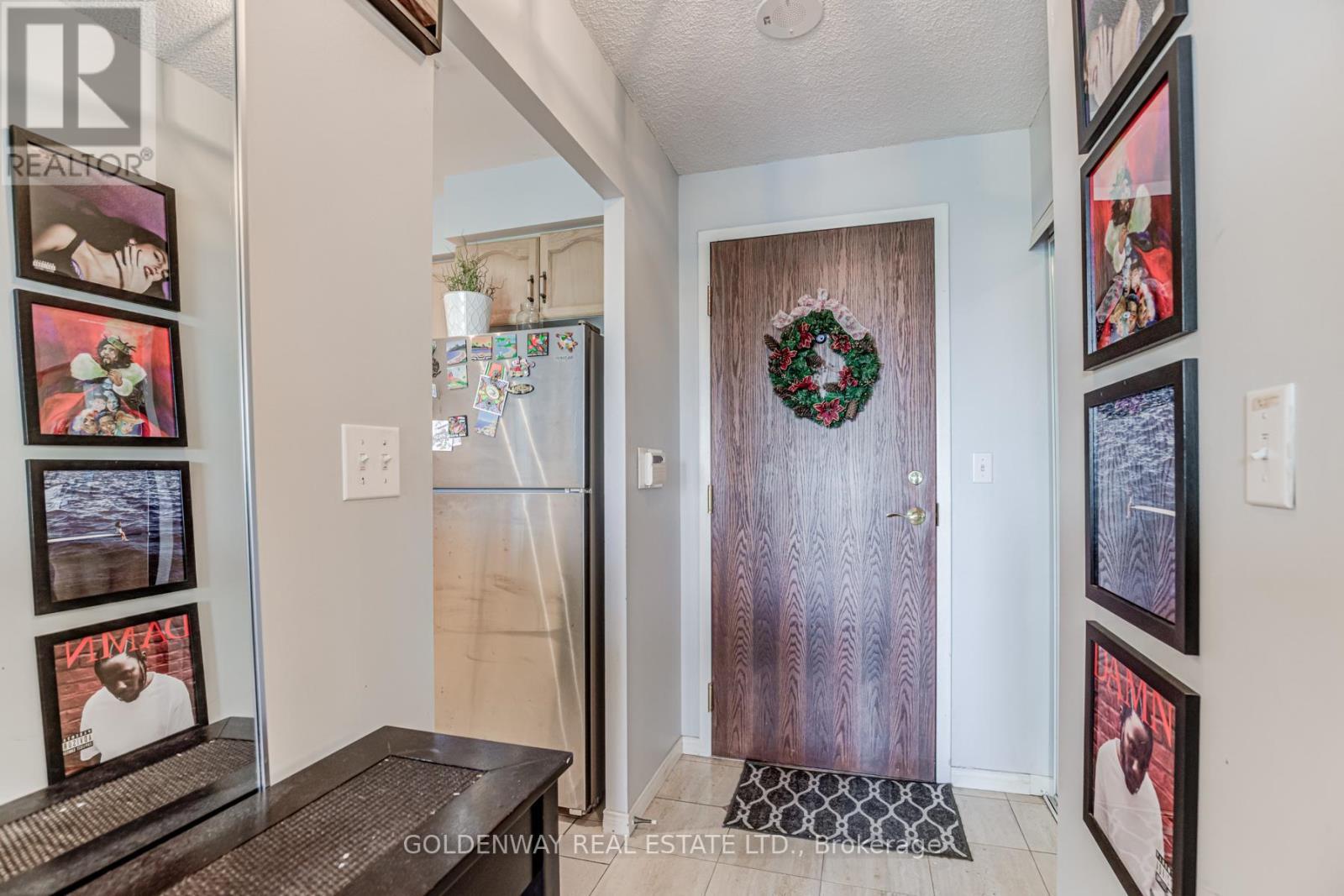 402 - 18 Pemberton Avenue, Toronto, ON - Indoor Photo Showing Other Room