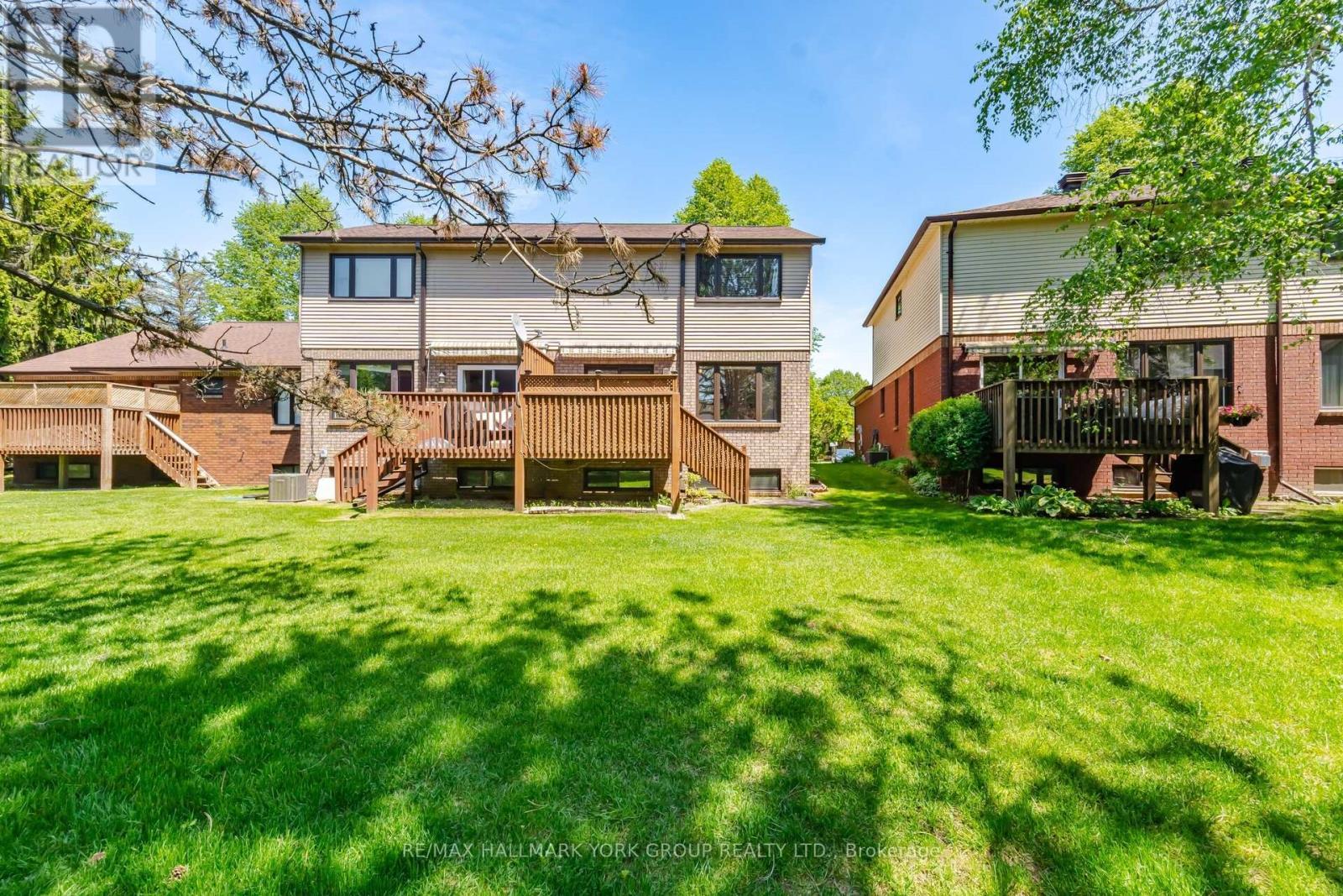 31 Parkette Drive, New Tecumseth, ON