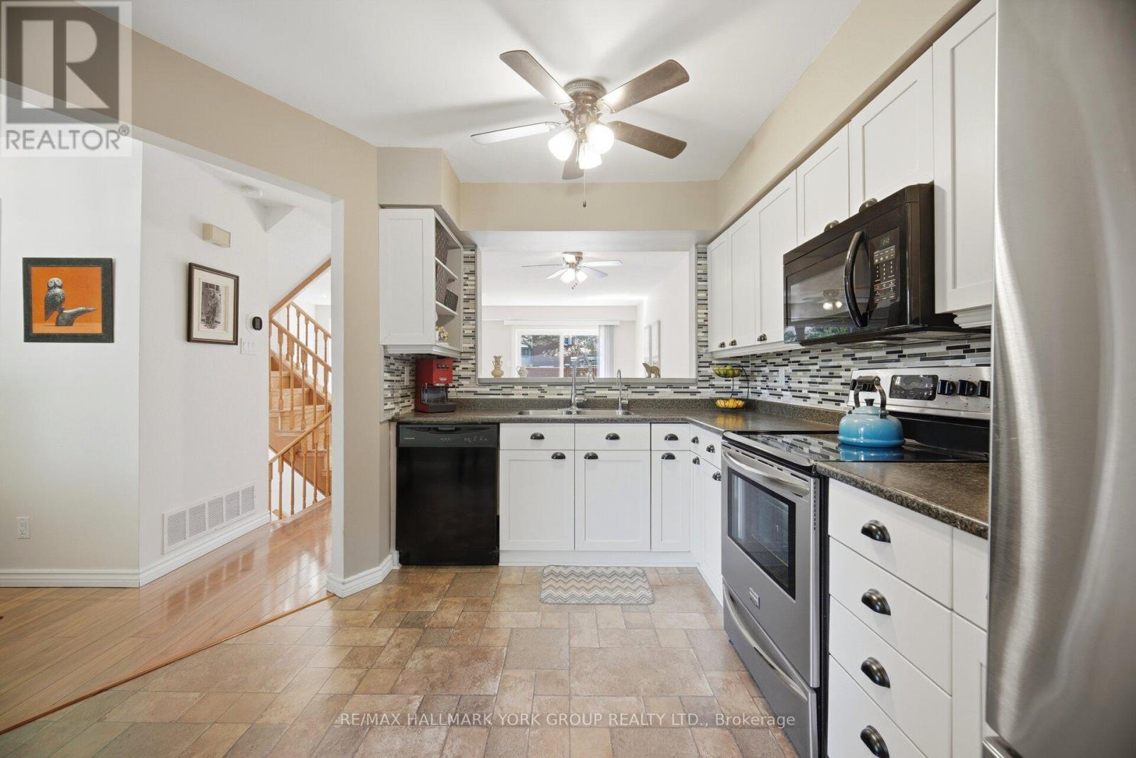 31 Parkette Drive, New Tecumseth, ON