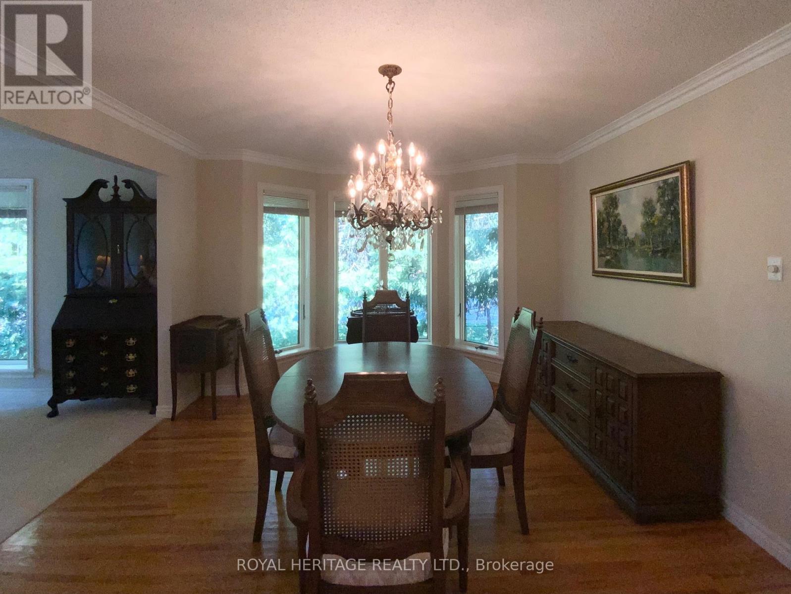 V2 - 2 Mill Street, Kawartha Lakes (Bobcaygeon), ON - Indoor Photo Showing Living Room