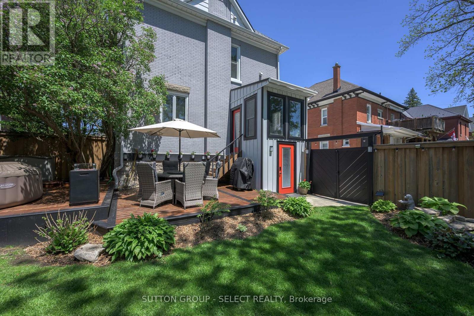 28 Wellington Street, St. Thomas, ON - Outdoor