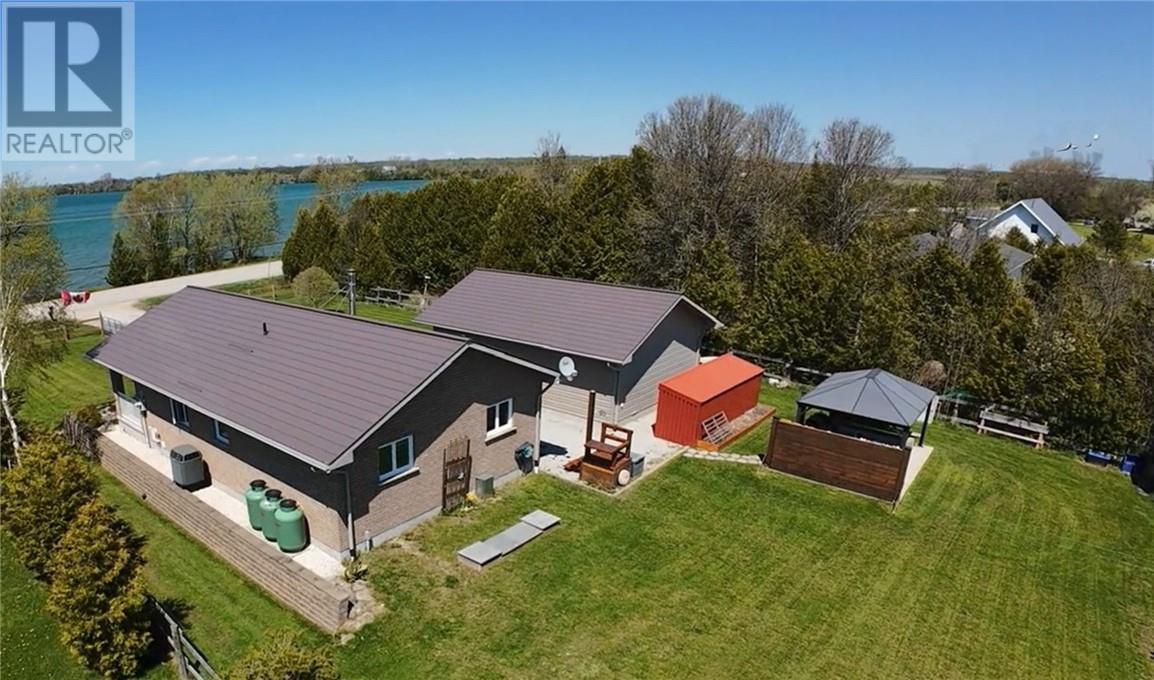 7225 Hwy 542, Mindemoya, ON