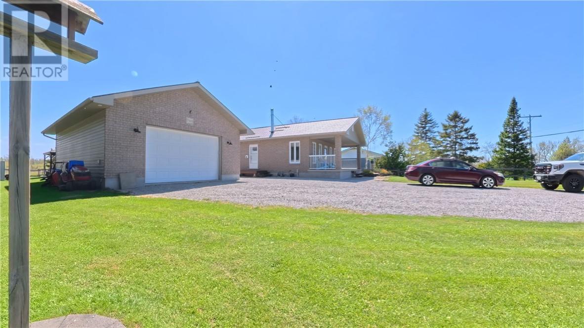 7225 Hwy 542, Mindemoya, ON