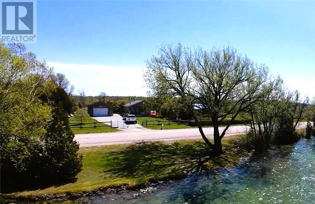 7225 Hwy 542, Mindemoya, ON