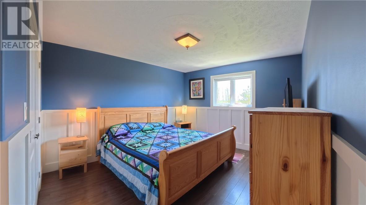 7225 Hwy 542, Mindemoya, ON