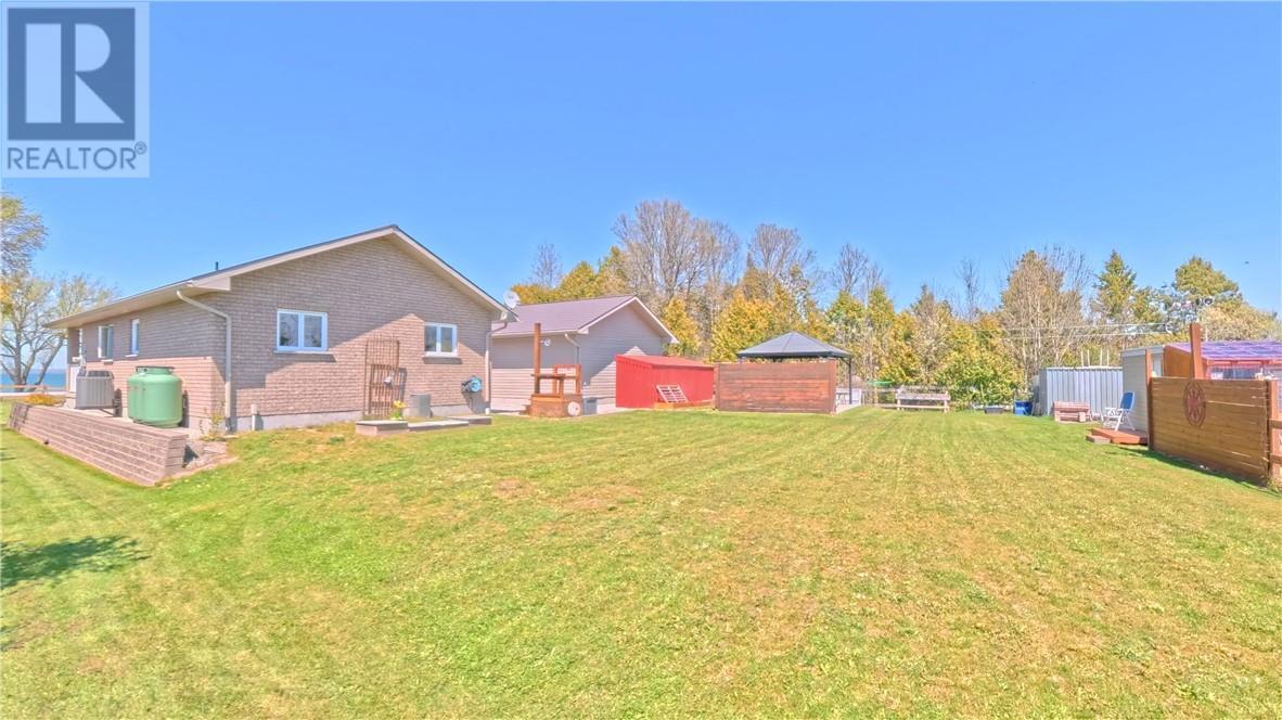 7225 Hwy 542, Mindemoya, ON