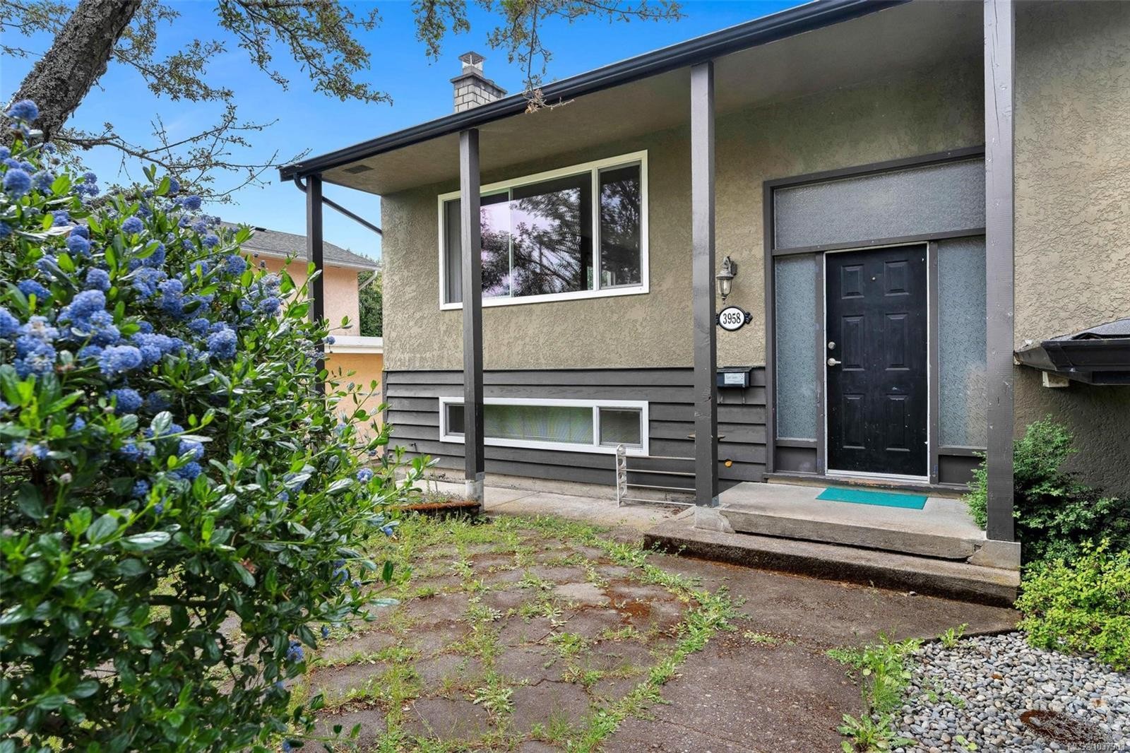 3958 Emerald Pl, Saanich, BC