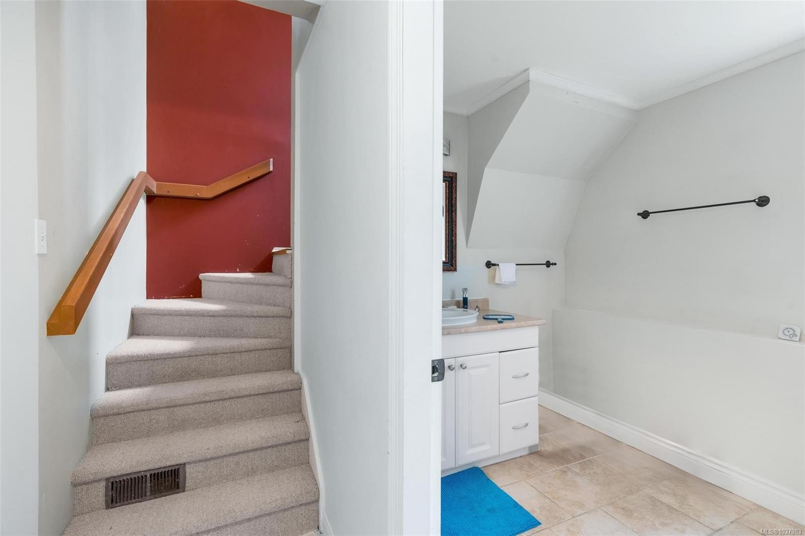 3958 Emerald Pl, Saanich, BC