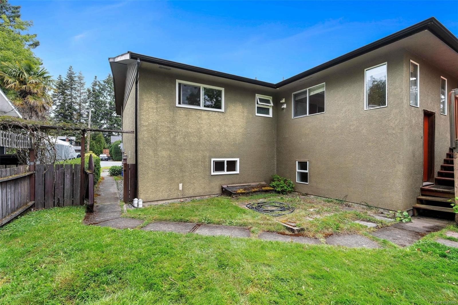3958 Emerald Pl, Saanich, BC