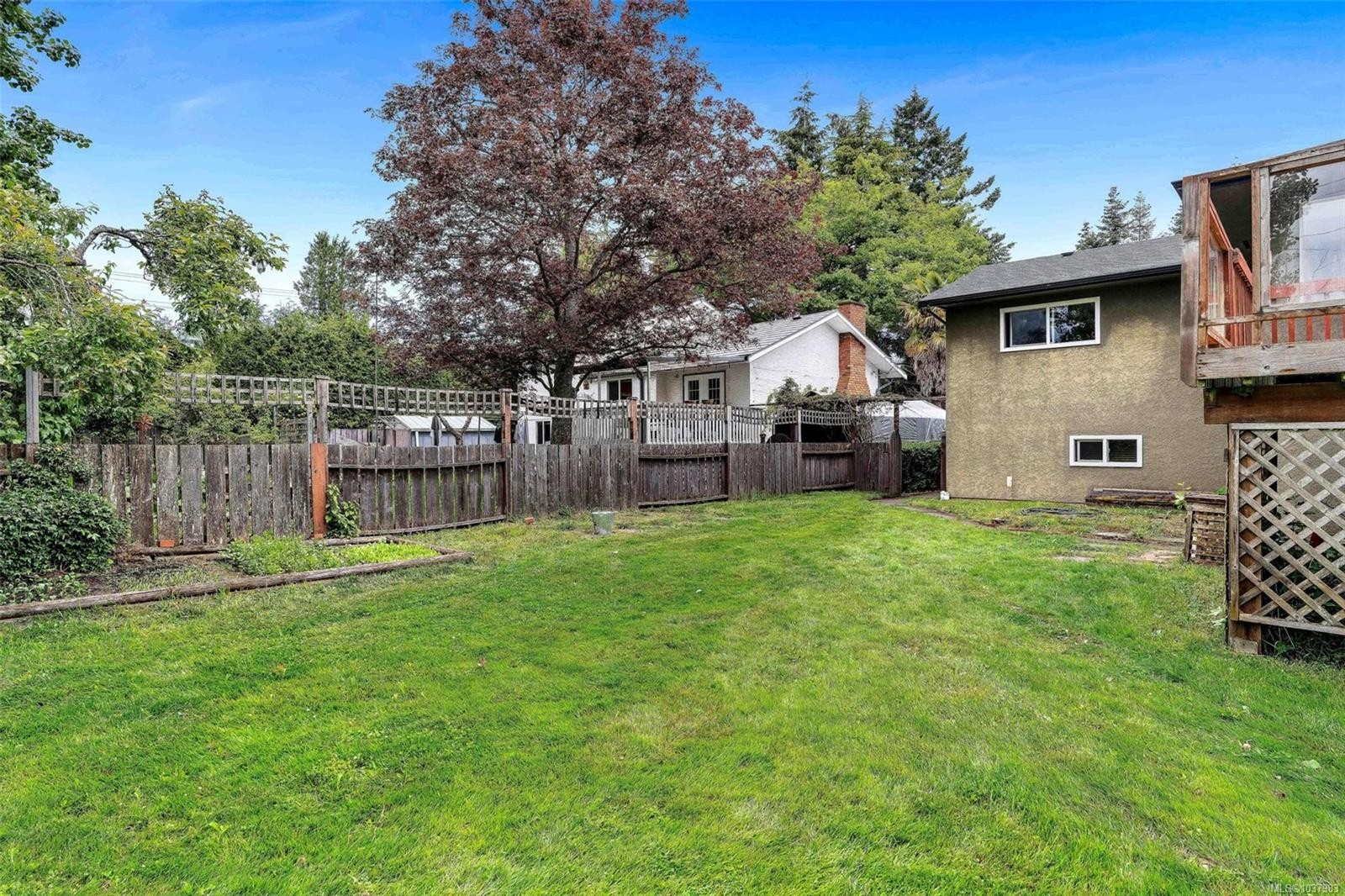 3958 Emerald Pl, Saanich, BC